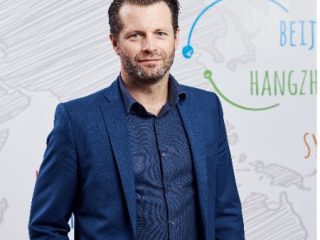 01. Mr David Lagneholm