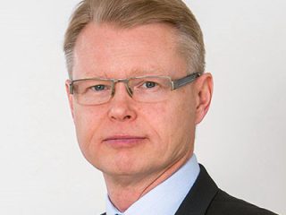 Mr Mika Nykänen